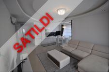 For sale full furnished flat Aqua Diamond 8