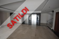 Denize yakın satılık 1+1 daire Alanya Oba