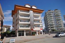 Denize yakın tek odalı kiralık apartmanı Tosmur/Alanya