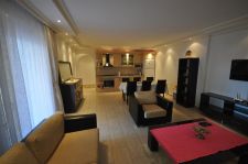 Oba / Alanya'da kiralık 2+1 lüks eşyalı daire