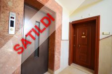 Alanya Mahmutlar'da muhteşem deniz manzaralı satılık eşyalı 2+1 daire.