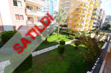 Alanya Mahmutlar'da muhteşem deniz manzaralı satılık eşyalı 2+1 daire.