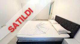 LÜKS BİR KOMPLEKSTE TÜM OLANAKLARA SAHİP MOBİLYALI VE BEYAZ EŞYALI 2+1 DAİRE SATILIKTIR.