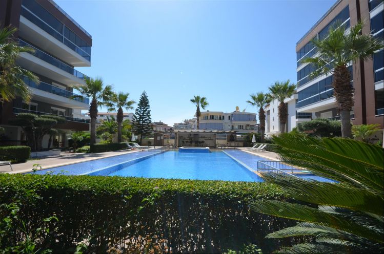 FULLY FURNİSHED TWO-BEDROOMS APARTMENT FOR SALE İN ELİTE COMPLEX ALANYA OBA