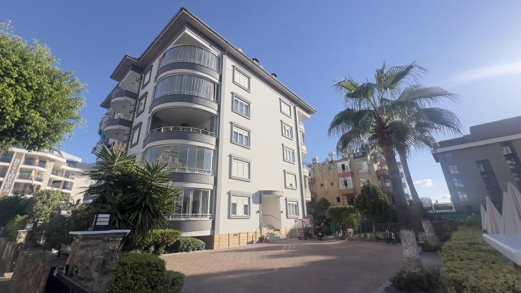 BÜYÜK FIRSAT! GENİŞ, GÜNEYBATIYA BAKAN, TAM EŞYALI 2 YATAK ODALI DAİRE